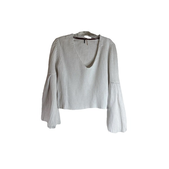 Free People Sweaters - Free People Size SP Cable‎ Knit V Neck Damsel White Bell Sleeve Cotton Sweater